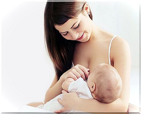 Breastfeeding while pregnant is possible and even positive.