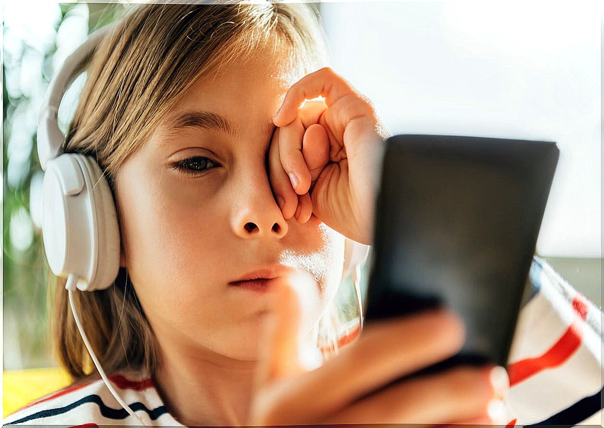 Digital stress in children and adolescents: 3 guidelines to manage it