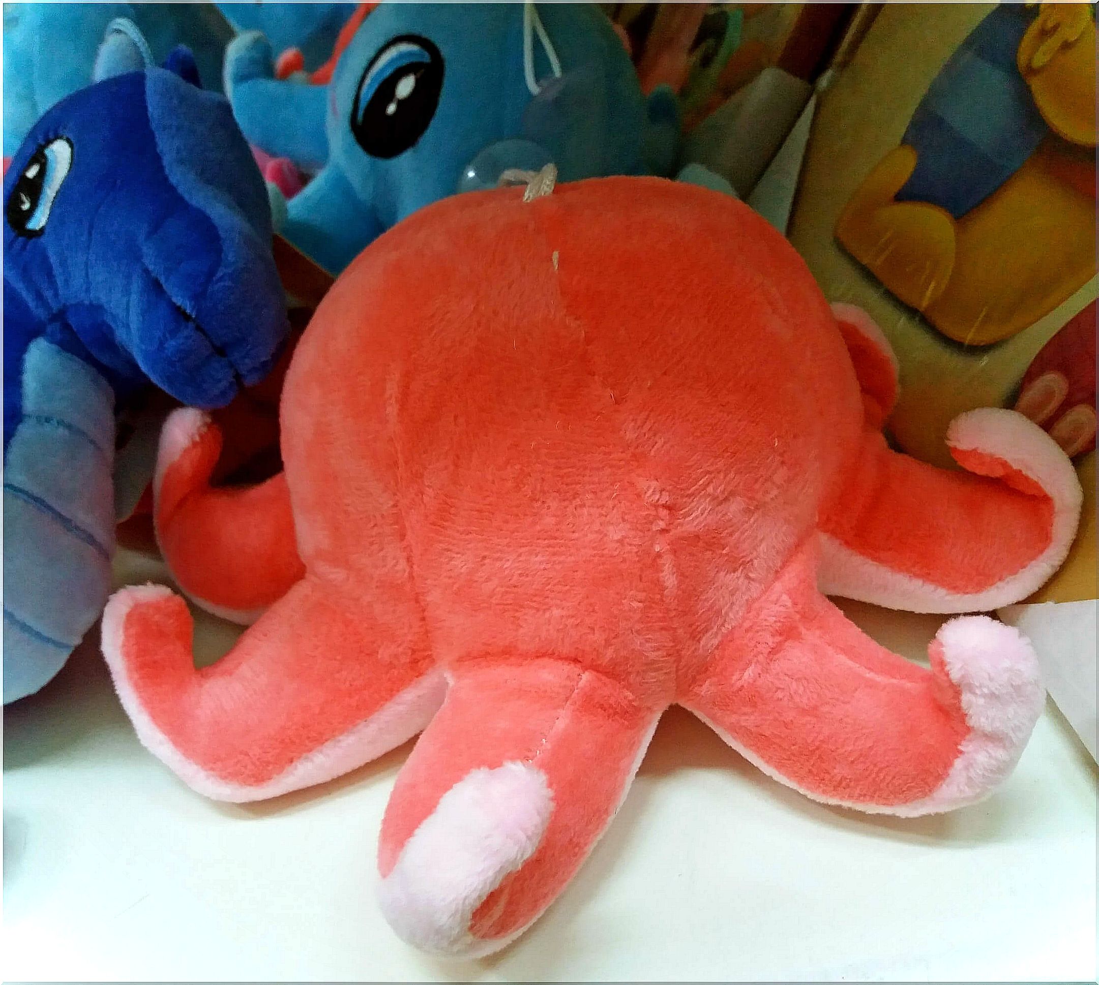 Reversible octopus soft toys: what are they for and why are they in fashion?