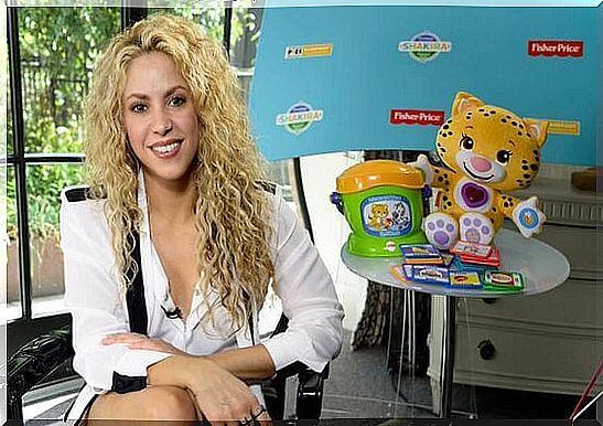 Shakira catches us with her App: Grow Parenting