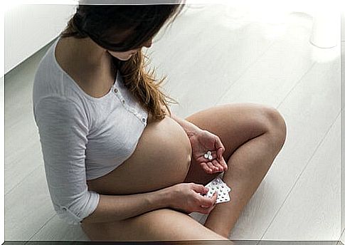 Ibuprofen in pregnancy: risks and alternatives