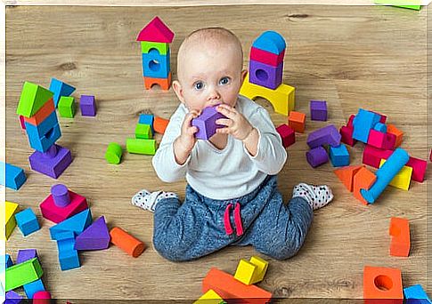 The inverted tailor's pose is very common among young children.