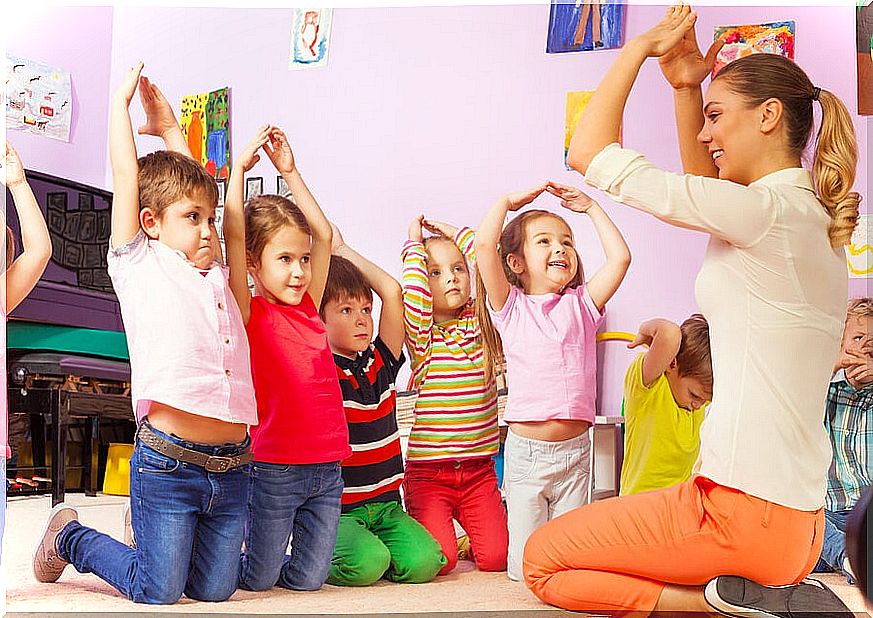 Non-verbal language in the schooling stage.