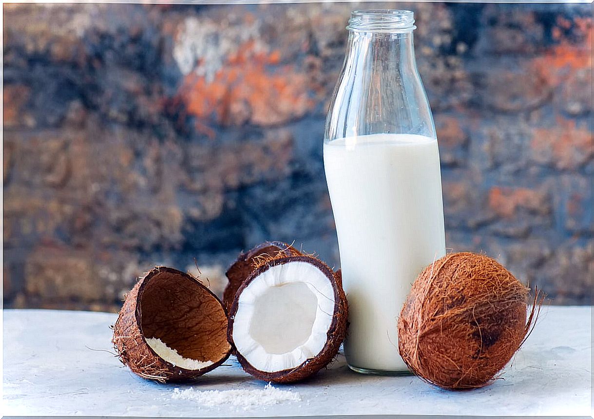 Coconut milk for children: advantages and disadvantages